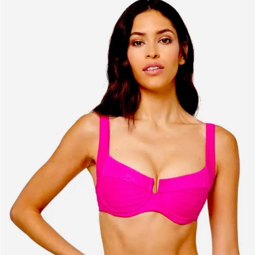 LSPACE REVOLVE TORI BIKINI TOP BOUGAINVILLEA HOT PINK SIZE LARGE NWT